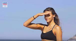 „nemůžu popsat, jak se cítím, nechápu, jak jsem to dokázala, posledních 15 metrů to strašně bolelo, že ani nemůžu chodit. Galeria K Clanku Video Cely Svet Moze Cesku Iba Zavidiet Nadherne Plavkyne V Sexi Pobreznej Hliadke Fotografia 5 6 Sportky