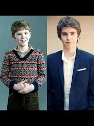 Hey Remember That Charlie Kid In Charlie And The Chocolate Factory Well Yeah Puberty Happened Freddie Highmore Actors Attractive People