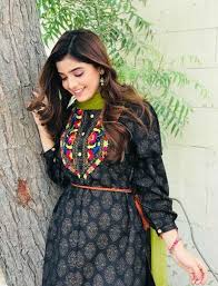 My friends call me کُوکُو. Zainab Shabbir Biography Age Education Family Dramas Artofit