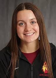 Sara Beavers's Instagram, Twitter & Facebook