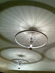 Www 3lc Tv Pic Need Some Ideas On How To Decorate Your Living Room How About Bike Wheel Chandeliers Diy Beleuchtung Coole Beleuchtung Beleuchtungsideen