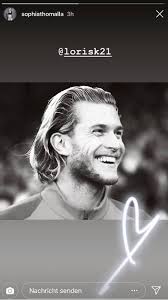 Loris sven karius (born 22 june 1993) is a german professional footballer who plays as a goalkeeper for bundesliga club union berlin, on loan from premier league club liverpool. Sophia Thomalla Und Loris Karius Sind Ein Paar Miami Urlaub Und Liebesfoto Nach Trennung Von Gavin Rossdale Express De