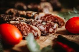 Rezept Pfefferbeisser Mit Rind Und Schweinefleisch Rohwurst Rezept Wurstchen Lebensmittel Essen Rezepte