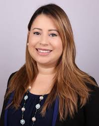 Justine Houston's Instagram, Twitter & Facebook