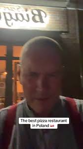 Filmy użytkownika Peter Dowell (@peterdowell) z muzyką original sound