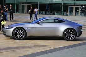 Their cars have appeared in the four films released to date as well as the forthcoming no time to die. Aston Martin Fahrt James Bond Bald Ein Elektroauto