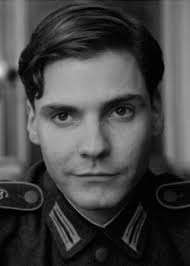 นิยาย War and Sacrifice : Route to the War > ลำดับตอนที่ #16 :  ----------War and Sacrifice. {Character}---------- : Dek-D.com