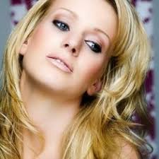 Kat Beasley (kbeaumont1982)