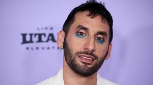 MindsEye turn up the music. at David Reviews