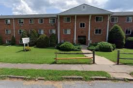 Here the user, along with other real gamers, will land on a desert island from the sky on parachutes and try to stay alive. Chester County Apartment Fire Displaces Dozens Of Residents Hospitalizes 7 People Phillyvoice