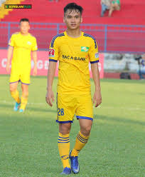 Các cầu thủ clb tphcm đang có thành tích bết bát chẳng khác gì đội cùng thành phố là clb sài slna nếu đá đúng với phong độ thì rất khó cho đội chủ nhà kiếm điểm. Chum áº£nh Tiá»n Vá»‡ Slna Len Xe Hoa Cung NgÆ°á»i Ä'áº¹p Thanh Vinh