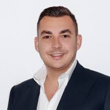 Omar Dedic's Instagram, Twitter & Facebook