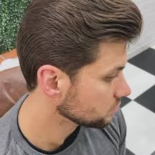 Corte do dia a dia na barbearia, dessa vez foi todo na tesoura, visando  trazer naturalidade e movimento., Video 1. cabelo finalizado com cera ,  Video 2. cabelo cortado (sem produto)., ., ., ., ...