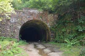 Engaña Tunnel - Wikipedia