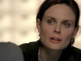 Bones" The Girl with the Curl (TV Episode 2006)