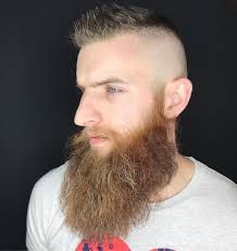 Sakallar artık yeniden moda oldular ve her ne kadar herkes sakal bırakmayı sevmese de, yeni ve modern sakal tipleri her şeyi değiştiriyor diyebiliriz. Havali Ve Ilgi Cekici Sakal Modelleri 2020 2021 Kombin Kadin