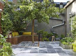 Maybe you would like to learn more about one of these? Amenager Une Cour Brise Vue Recherche Google Cour Exterieur Amenagement Cour Amenagement Cour Exterieur