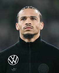 🚨 Arsenal menargetkan Leroy Sane (29/RW/🇩🇪). Mikel Arteta pernah bekerja  sama dengan Sane di Man City & ingin mengincar sang pemain di musim panas.  Bayern Munich telah berunding dengan Sane, yang kontraknya