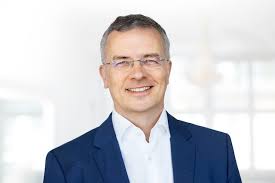 Placing human rights into sustainable finance agenda