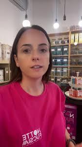 Notte fucsia Città di Castello #nottefucsia #cittàdicastello #seta #federe  #scrunchies #francinehaircare #erboristeriasecondonatura  #secondonaturacittàdicastello