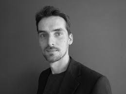 Tim Leach's Instagram, Twitter & Facebook