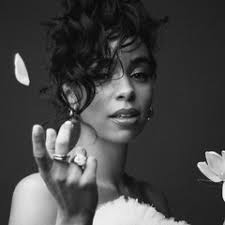 Listen to the internet (Acoustic) by GRACEY in Fragile (Acoustic) playlist  online for free