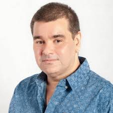 Chester Foth's Instagram, Twitter & Facebook