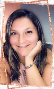 Ashley Bubier's Instagram, Twitter & Facebook