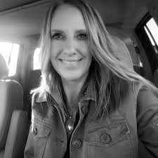 Natalie Starnes's Instagram, Twitter & Facebook