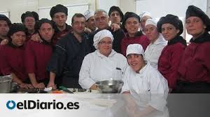 .se precisa de cocinero o ayudante de cocina para cubrir puesto de trabajo los viernes noche, sábados mañana y noche, domingos mañanas y lunes mañanas. Sergio Fernandez Hemos Hecho Una Fusion De Cocina Palmera Japonesa