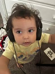 Abraham Valentin's Instagram, Twitter & Facebook