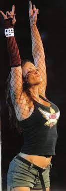 pin by camille murphy on wwe divas wwe female wrestlers wwe divas wwe lita