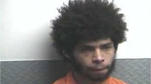 Gas station employees thwart woman's abduction