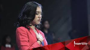 Lirik lagu rohani penolongku hanyalah dirimu. Lirik Lagu Penolong Yang Setia Melitha Sidabutar