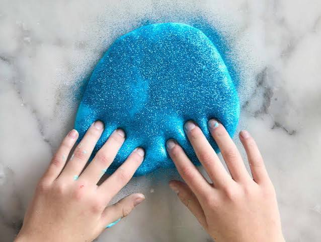 slime màu xanh