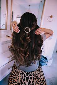 Hot Spring 2019 Trend Alert Hair Clips Where To Get Them How To Wear Them The Sweetest Thing Hair Clips Hair Baby Hairstyles