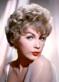 No Man's Land_购票_剧情介绍_演职人员_图集-猫眼电影