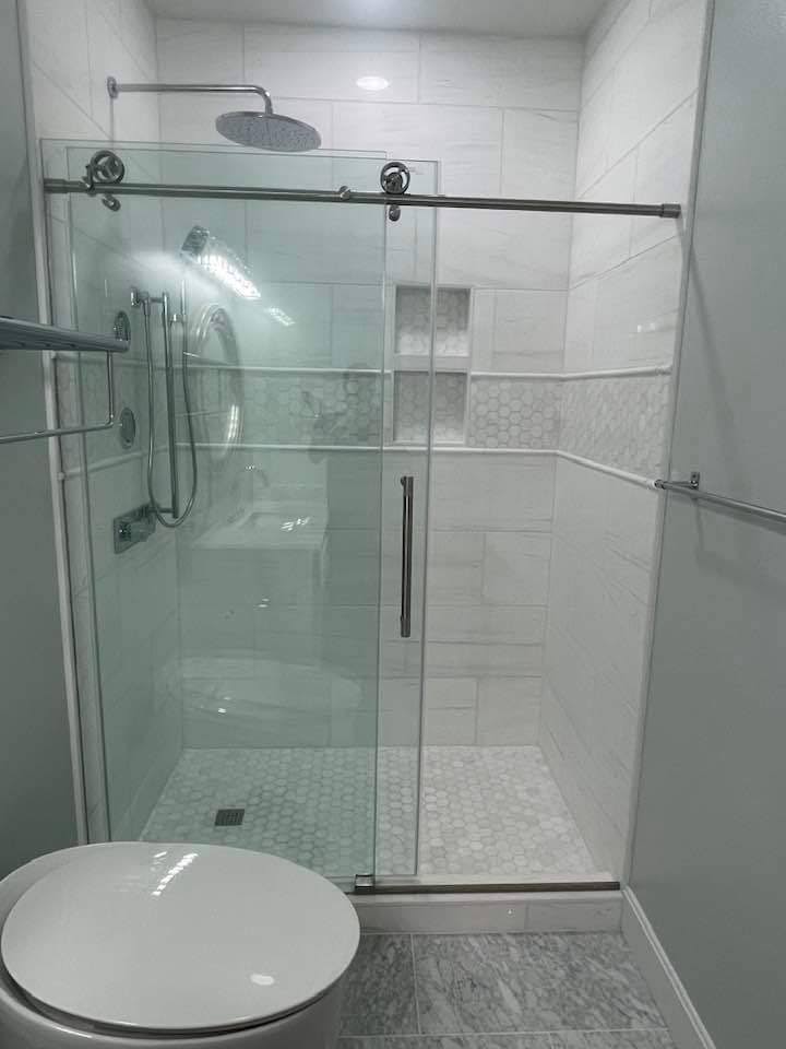 SHOWER CUBICLE GLASS ENCLOSURES DOOR product image