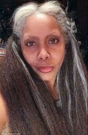 Erykah Badu The First Time I Saw Your Face Erykah Badu 44 Shows Off Natural Greying Hair But Is Young At Heart Natural Gray Hair Natural Hair Styles Long Hair Styles
