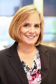 Anna Lansdell's Instagram, Twitter & Facebook