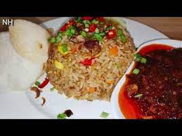 Resep yang memadukkan endeus nya nasi goreng dengan daging ayam ini, cocok buat disajikan baik sarapan atau makan malam. Resepi Nasi Goreng Ayam Mudah Simple Chicken Fried Rice Recipe Youtube
