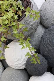 Deco En Beton Deco Beton Boule En Beton Deco En Bois Et Creativite En Tissus Deco Beton Artisanats De Beton Decoration Beton