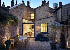 Lambeth Marsh House Une Sublime Extension A Londres Signee Fraher Architects Journal Du Design Extension Maison Maison De Ville Maison Architecte