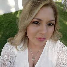 Feliz Cumpleaños Karla Para Dedicar