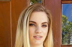 Candace Cassidy's Instagram, Twitter & Facebook