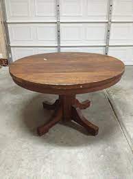 For example, an antique oak pedestal table from 1910 that comes from the legendary gustav stickley manufacturer is listed for a little over $4,000, while a victorian paw foot, mahogany. Solid Oak Pedestal Dining Table Circa 1890 1900 Antique Appraisal Instappraisal