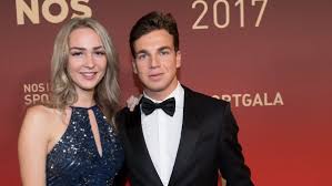 11 maanden geleden door dan tesselaar. Dylan Groenewegen Vraagt Zijn Vriendin Ten Huwelijk In Het Ziekenhuis Linda Nl