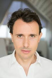 Italian Design Brands signs a partnership with Axolight