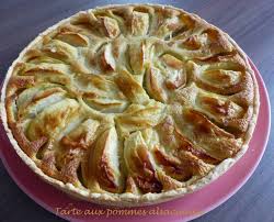 Servez la tarte tiède ou froide. Tarte Aux Pommes Alsacienne Croquant Fondant Gourmand