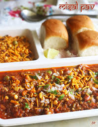 Misal Pav Recipe Misal Pav Recipe With Homemade Masala Recipe Misal Pav Recipes Pav Recipe Recipes